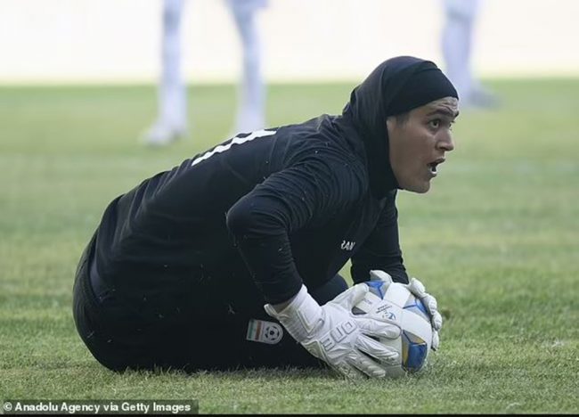 राष्ट्रिय महिला फुटबल टिममा पुरुष खेलाडी खेलेको भन्दै लिंग जाँचको माग