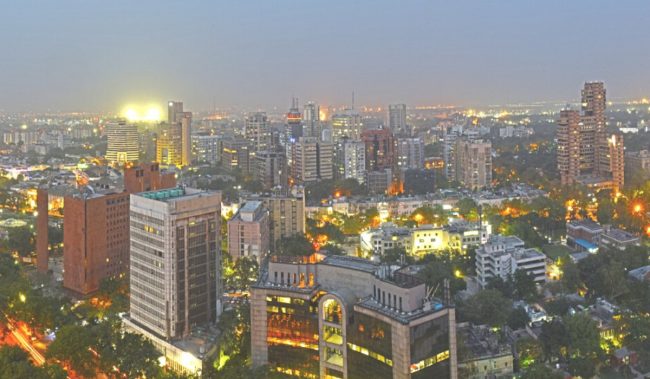 दिपावलीमा बेहुली झैँ सिंगारिए भारतीय सहर