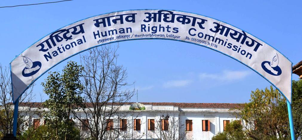 लेटाङ घटनाबारे आयोगले भन्यो– विरोधका नाममा गरिएका हिंसात्मक कार्य स्वीकार्य हुँदैनन्