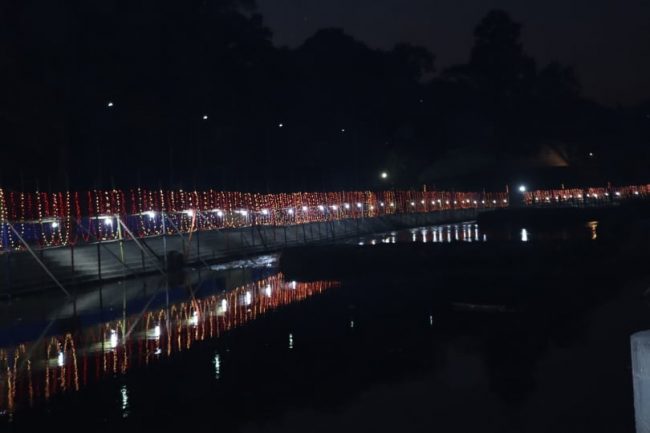 छठको दोस्रो दिन काठमाडौंको गुहेश्वरी परिसरमा देखिएको रौनक(फोटो फिचर)