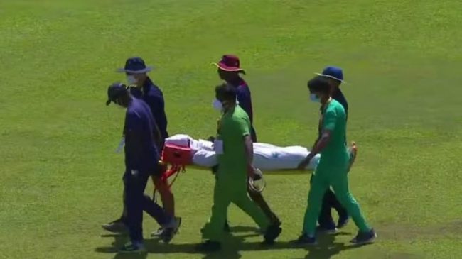 पहिलो अन्तर्राष्ट्रिय खेल खेलिरहेका खेलाडीको मुखमा लाग्यो बल, एम्बुलेन्समा अस्पताल पठाइयो