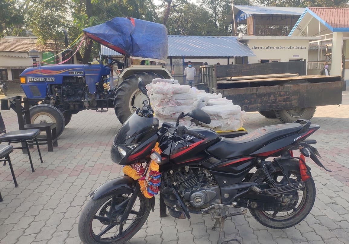 लागुऔषध ओसारपसारको नयाँ रूप, ट्याक्टरमा ‘फल्स बेस बक्स’