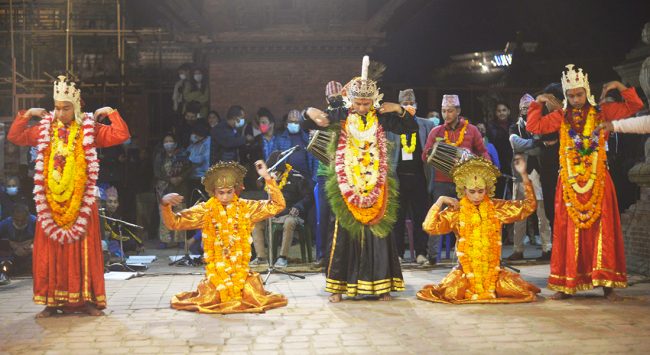 पाटनमा कात्तिक नाच अन्तर्गत दोस्रो दिन बाथः प्याखँ नाट्य नृत्य मञ्चन