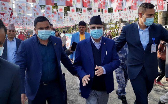 एमाले अध्यक्षमा केपी ओलीको मनोनयन दर्ता