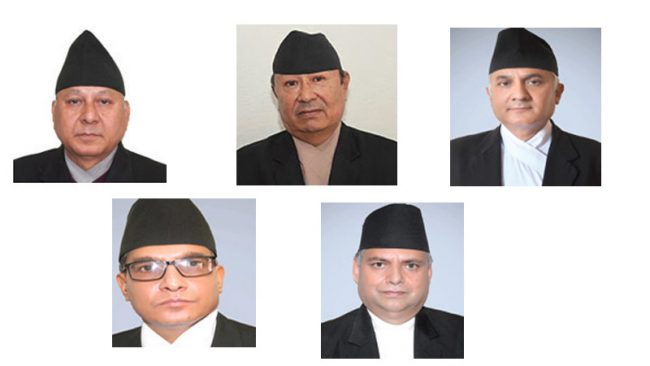 मुद्दा सुनुवाइको विषयमा न्यायाधीशहरूको समूह नै विभाजित