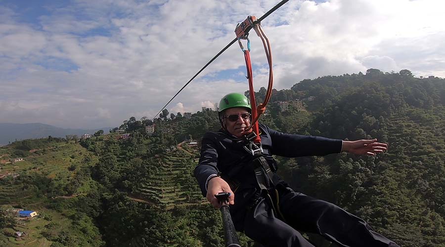 ‘प्रचण्ड’ले जीपलाइन खेल्दा धुलिखेल पर्यटनमा तरङ्ग