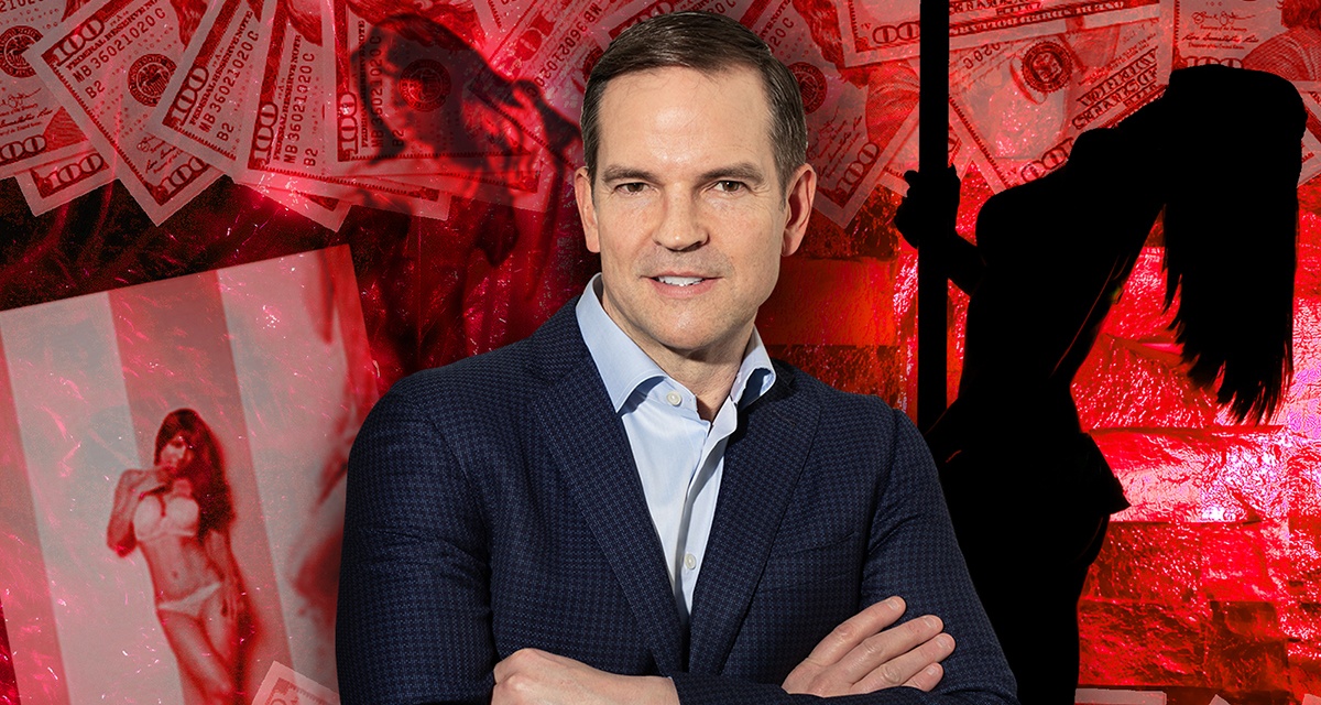 ५ हजार महिलासँग शारीरिक सम्बन्ध राखेका र सबैको सूची बनाएका अर्बपतिमाथि मुद्दा