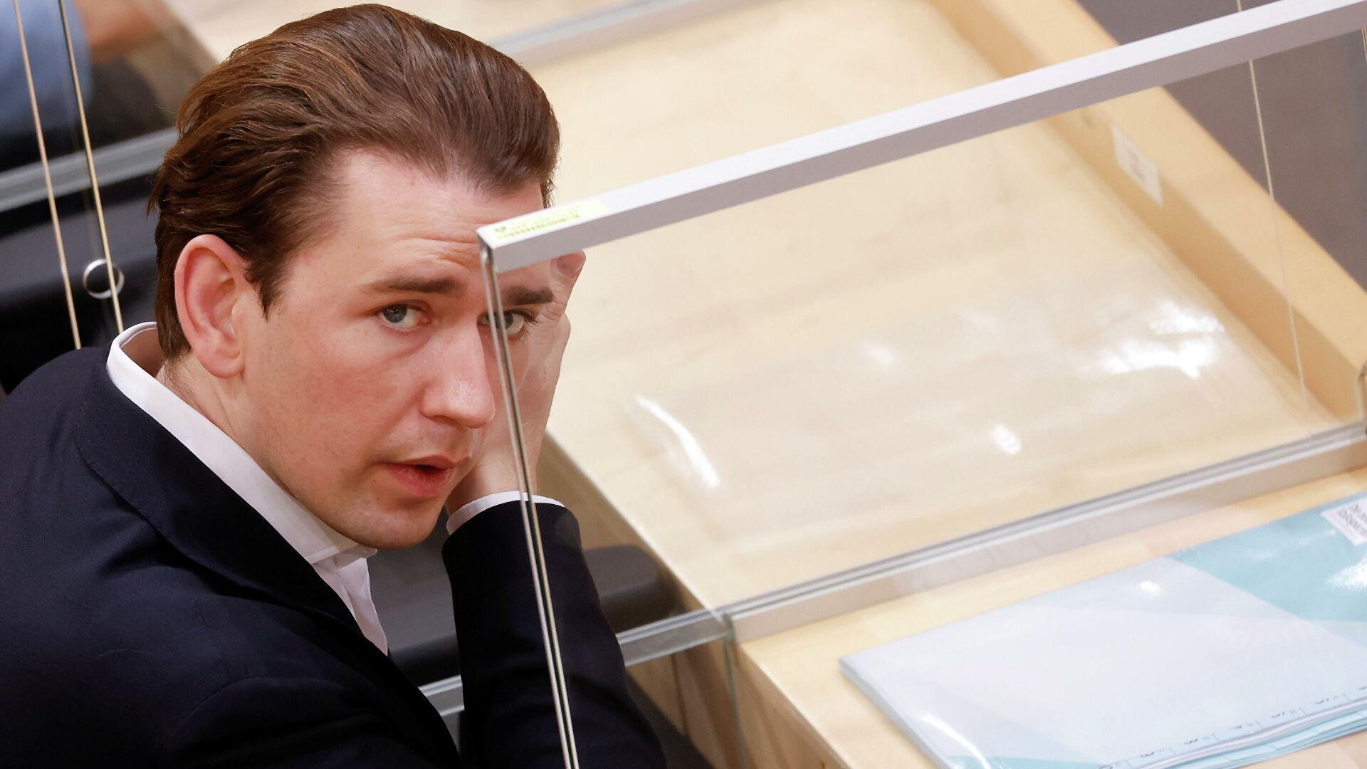 अस्ट्रियाका पूर्वचान्सलर क्रुजले लिए राजनीतिबाट सन्यास