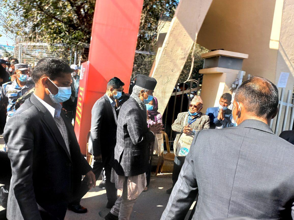 कांग्रेस महाधिवेशन :  नयाँ नेतृत्व चयनका लागि मतदान सुरु