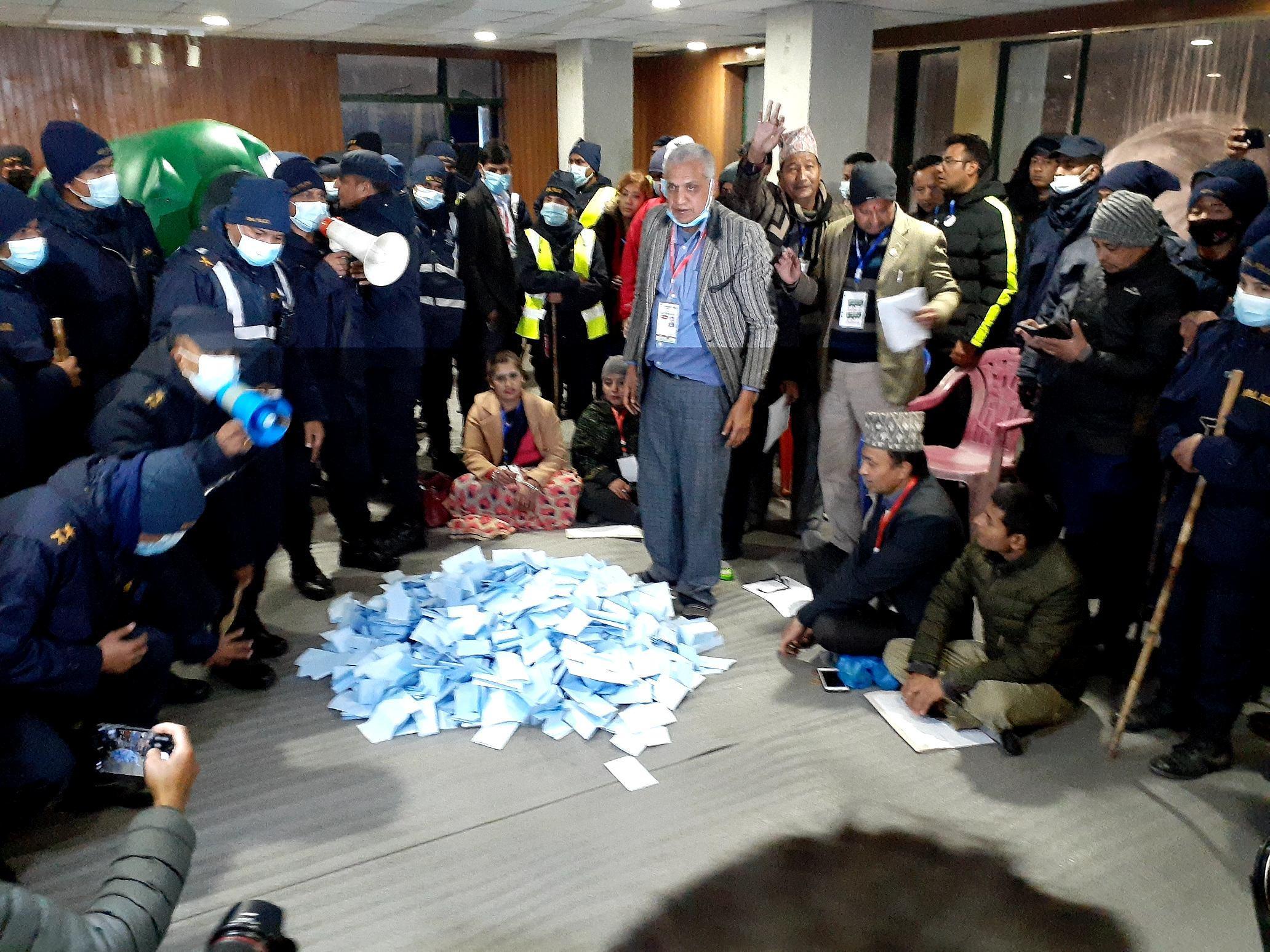 कांग्रेस महामन्त्रीको मतगणना बिहीबार बिहान ८ बजेदेखि