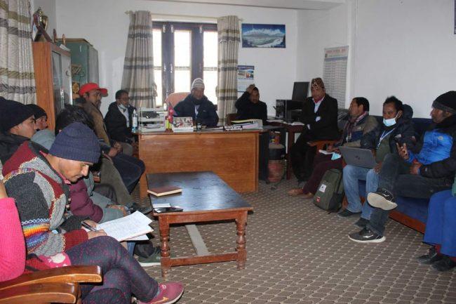 फोहोर व्यवस्थापनमा जुट्यो चन्दननाथ नगरपालिका