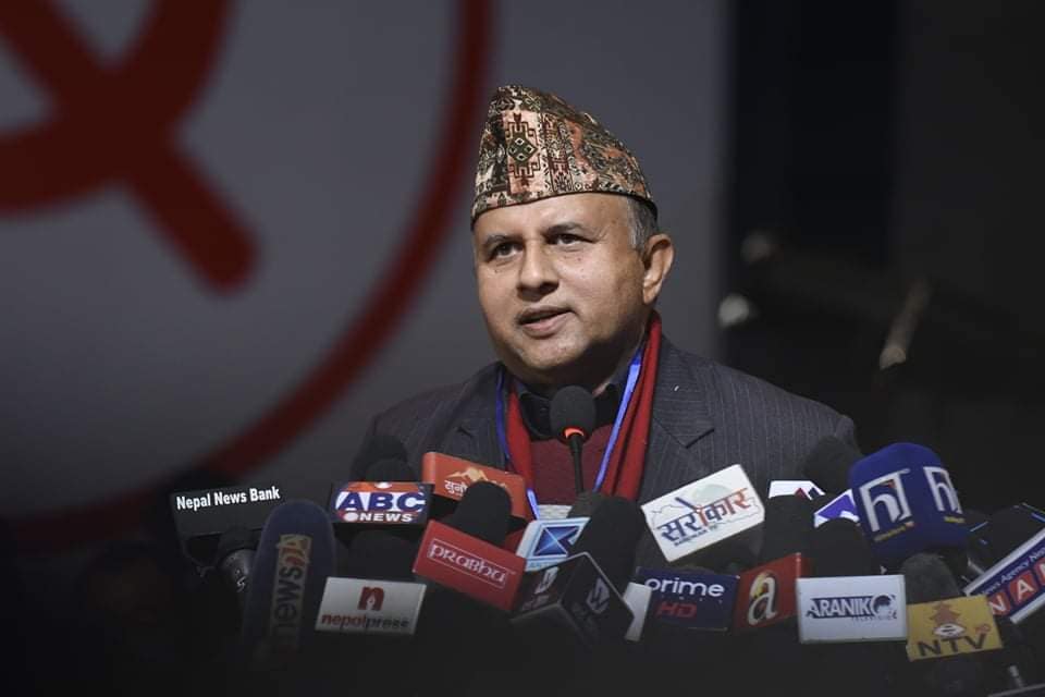 जनतामाझमा जाने एमालेको एजेण्डालाई प्रतिगमनसँग जोडियोः शंकर पोखरेल