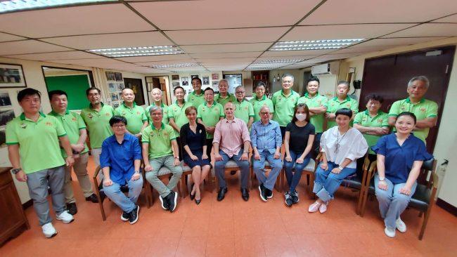 उडिरहेको विमानमा कोरोना संक्रमित महिला ५ घण्टासम्म ट्वाइलेटभित्र !