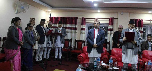 संघदेखि प्रदेशसम्म ९६ जना मन्त्री