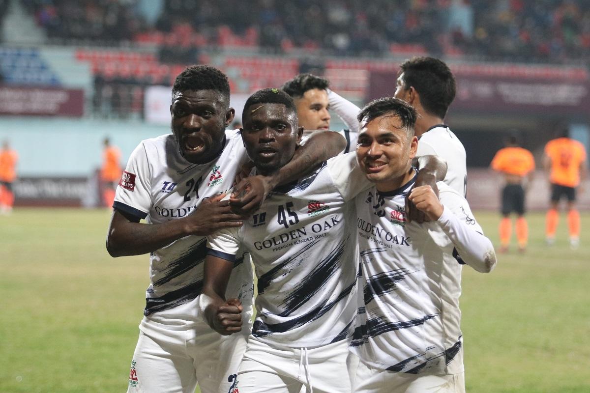 सातदोबाटोसँग एपीएफ निरीह, मार्टिन्सको ह्याट्रिक