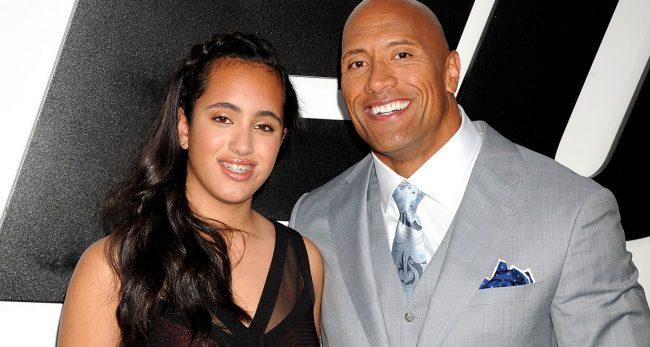 द रककी छोरी रेस्लर बनेर डब्लुडब्लुइमा प्रवेश