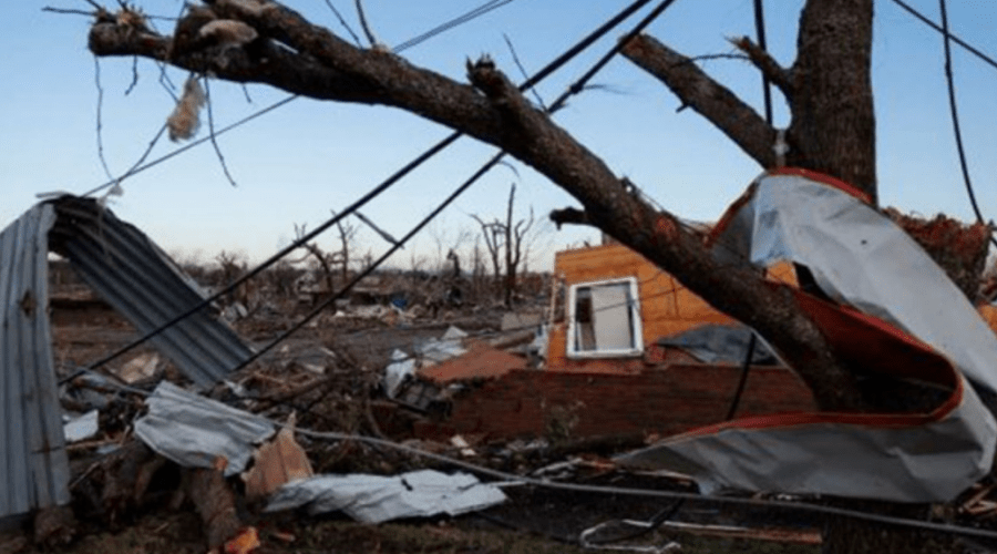 अमेरिकामा आँधी, ५० भन्दा धेरै मानिसको मृत्यु भएको आशंका