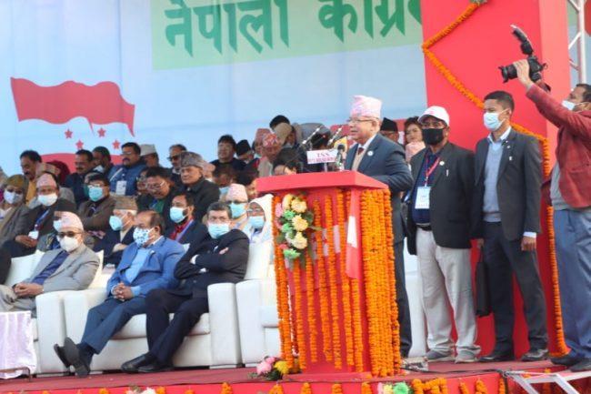 राजाले पनि एउटा पार्टी खोले हुन्छः माधव नेपाल