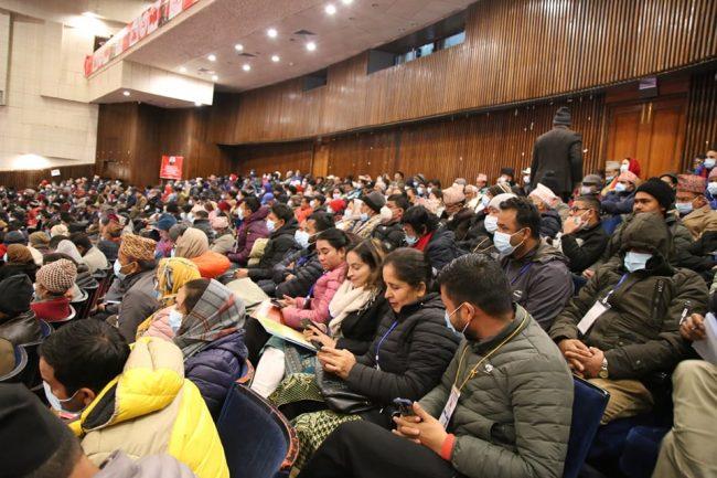 प्रचण्डको प्रतिवेदनमाथि ११ समूहको निष्कर्ष प्रस्तुति सकियो, महाधिवेशन लम्बिने