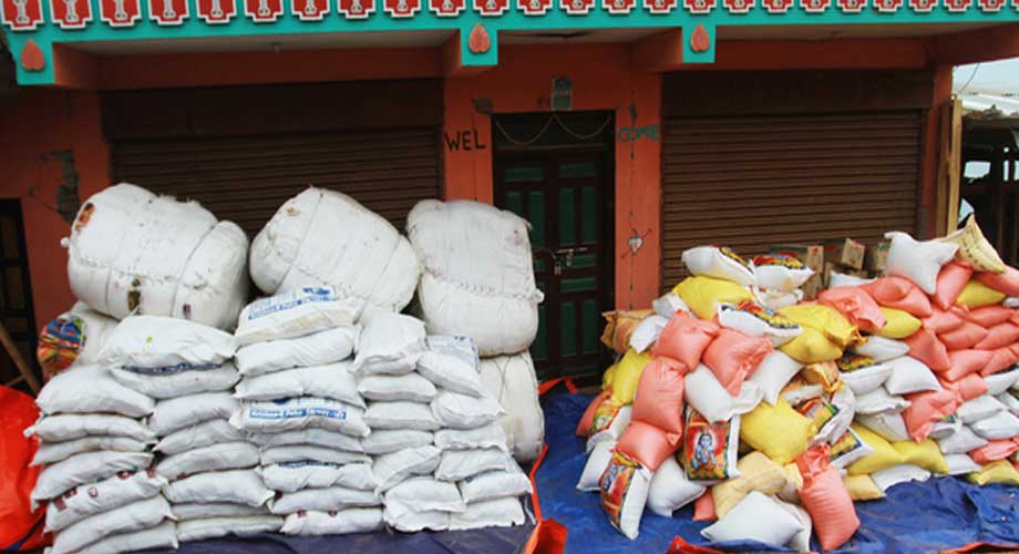 विदेशीको सहयोगमा विपन्नलाई राहत