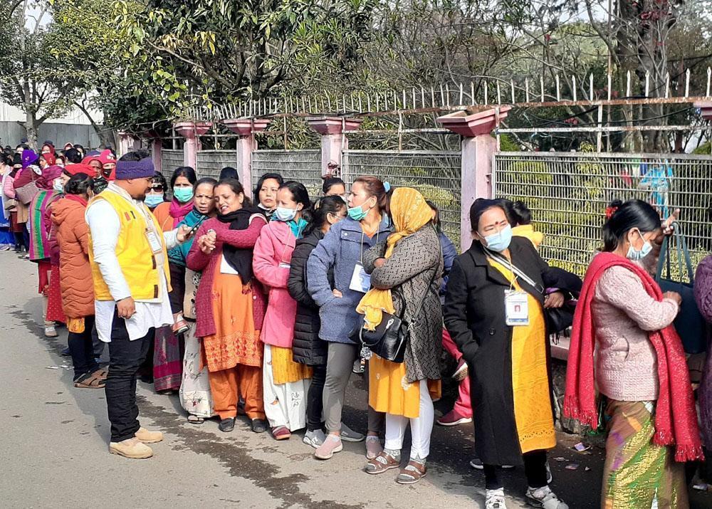 बिहान ८ बजे तय भएको राप्रपा मतदान अझै सुरु भएन, प्रतिनिधि आक्रोशित