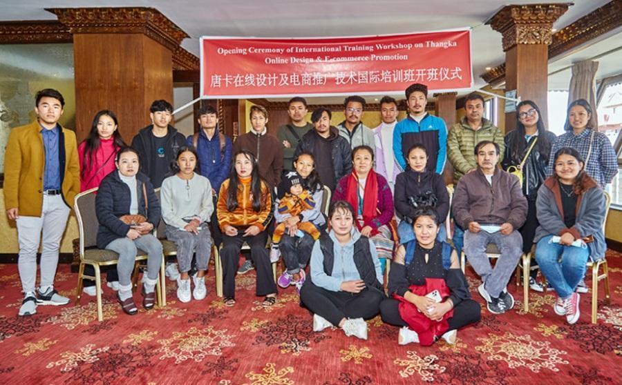 महिलालाई रोजगारी दिन ‘इम्ब्रोइडरी थाङ्का’ तालिम सुरु