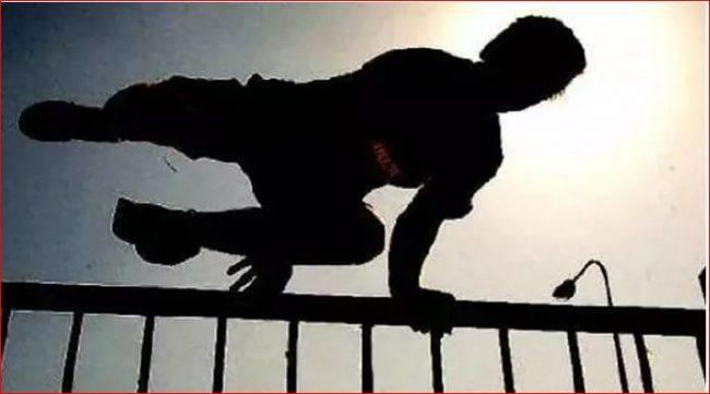 सुन चोरीका आरोपी सरकारी वकिल कार्यालयबाटै फरार