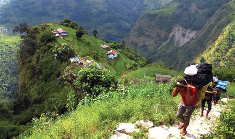 तीन हजार पर्यटन मजदूरलाई राहत