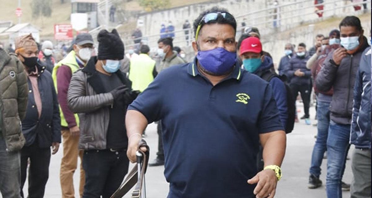 राष्ट्रिय क्रिकेट टोलीका मुख्य प्रशिक्षक दासानायके नेपाल आइपुगे