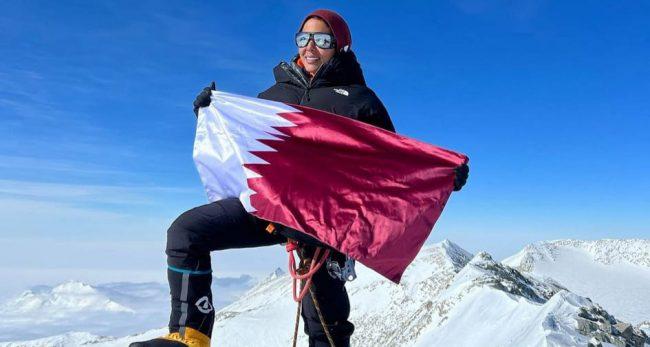 अन्टार्टिकाको सबैभन्दा अग्लो हिमाल चढ्ने पहिलो अरबी महिला बनिन् कतारकी राजकुमारी