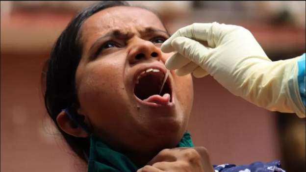 भारतमा एकैदिन ९० हजारभन्दा बढी संक्रमित, ३२५ जनाको मृत्यु