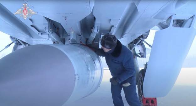 रुसले हाइपरसोनिक मिसाइल प्रयोग गर्‍यो, युक्रेनको हतियार भण्डार नष्ट