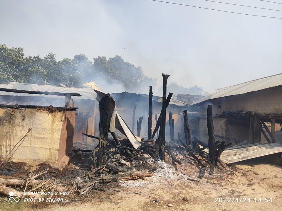 कैलालीको कमैया बस्तीमा आगलागी, ७२ घरमा क्षति