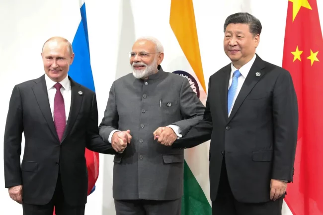 रूसले चीन र भारतलाई अझै सस्तो मूल्यमा तेल बेच्न सक्ने