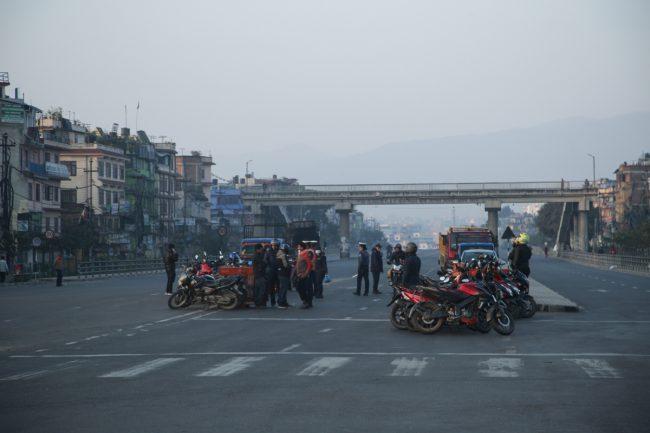 काठमाडौंका सडक सुनसान, पासविनाका सवारी दिनभर होल्ड