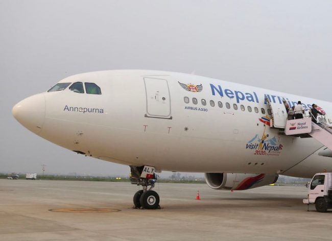 रेसुंगा विमानस्थलमा हरेक शुक्रबार उडान भर्दै नेपाल वायुसेवा निगम