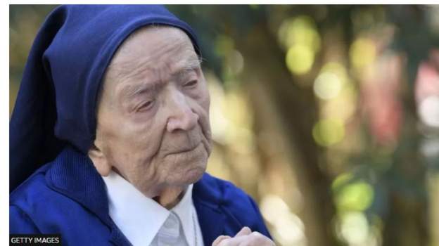 विश्वकै सबैभन्दा वृद्ध व्यक्तिको निधन, सन् १९०४ मा जन्मिएका थिए