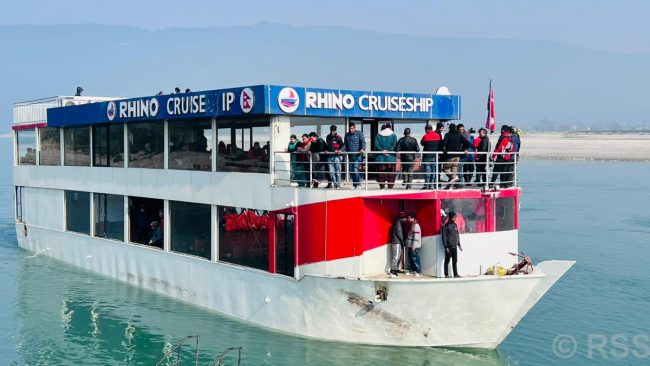 ‘क्रुजसिप’ मा सरर….