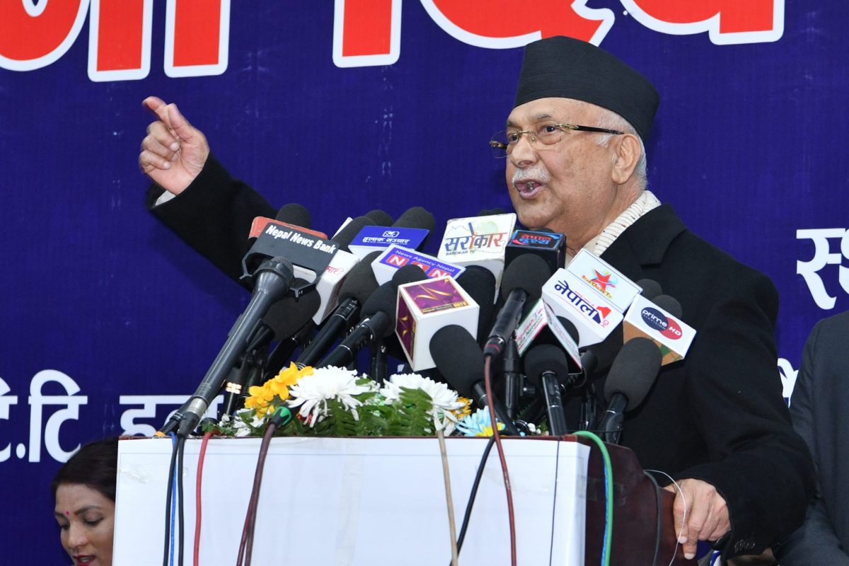 राजनीतिमा पनि फउल गरे रेड कार्ड नै दिएर आउट गर्नुपर्छः केपी ओली