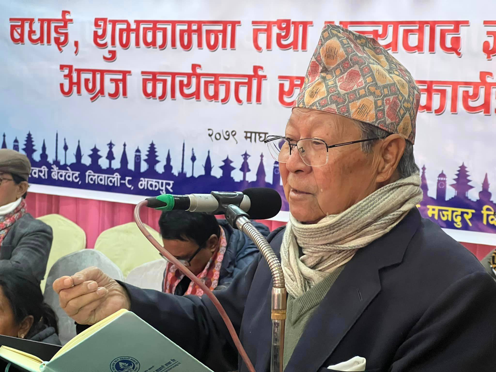 प्रमुख प्रतिपक्षी दलको दाबी सुविधाको लागि होइनः नारायणमान विजुक्छें