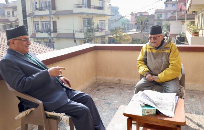 प्रधानमन्त्री प्रचण्ड-ओली छलफल : मन्त्रालयको भागबण्डा मिल्यो