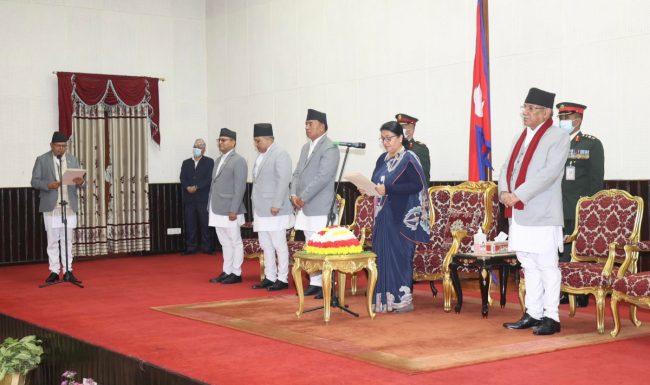 सभामुख घिमिरेले लिए पद तथा गोपनीयताको शपथ