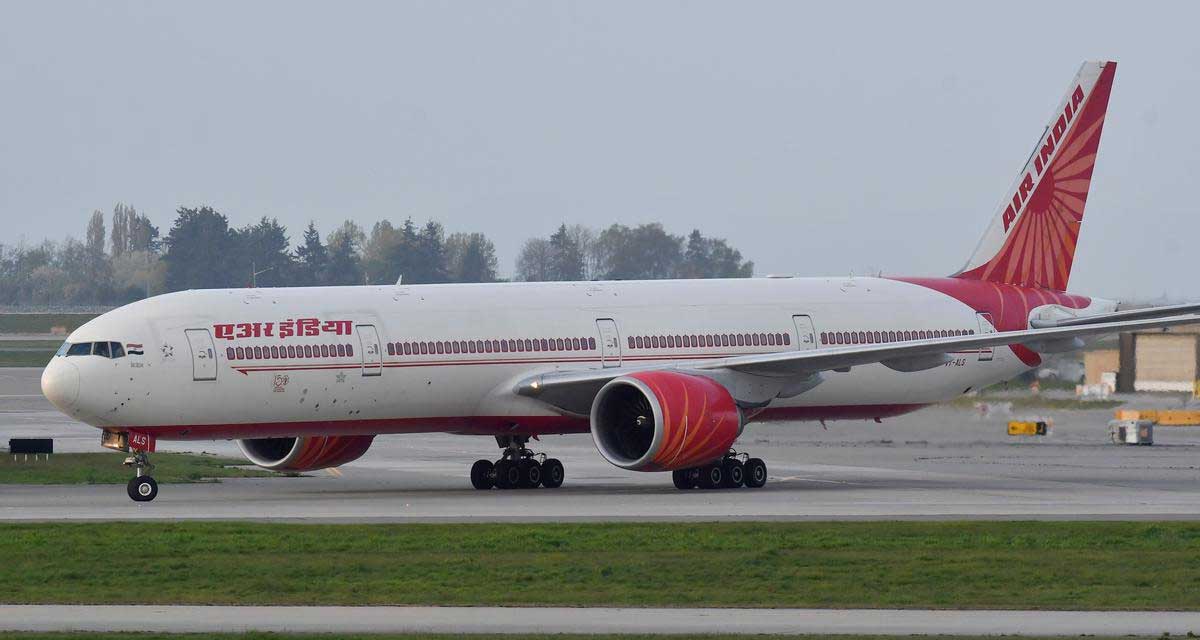 दिल्ली उडेको विमानमा महिला यात्रुमाथि पुरुषले पिसाब फेरिदिएपछि…