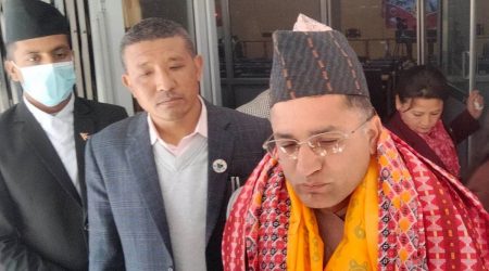 बाबुराम गौतम प्रदेश १ को सभामुखमा निर्विरोध निर्वाचित