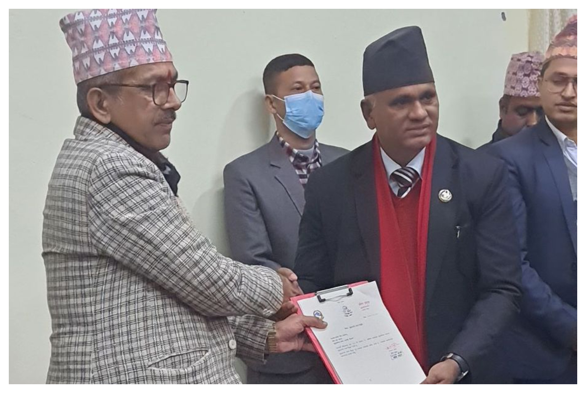 सुदूरपश्चिम प्रदेशको मुख्यमन्त्रीमा एमालेका राजेन्द्र रावल नियुक्त