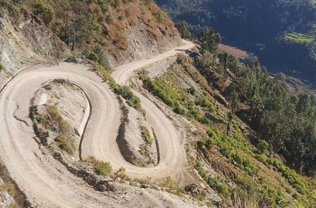 सात पटक म्याद थप, अझै बनेन सडक, ठेकेदार बेपत्ता