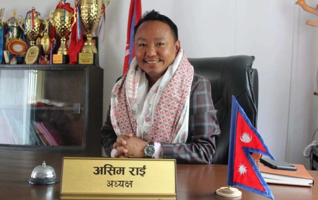 थुलुङ दूधकोसीका अध्यक्षले आफ्नै लगानीमा एमबिबीएस पढाउने