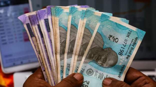 २०२२ मा भारतीय रूपैयाँ ११ प्रतिशत कमजोर, नेपाली रूपैयाँ पनि त्यही अनुपातमा कमजोर