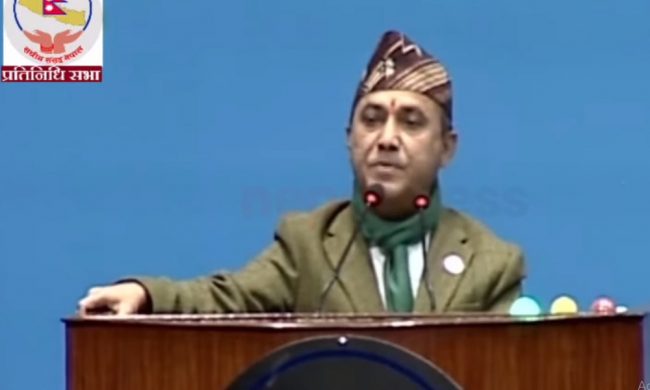 विश्वप्रकाशको ओलीलाई जवाफ-कांग्रेसले ढोक्सा थापेको होइन, पिँजडा कसिलो नबनाउनुस्