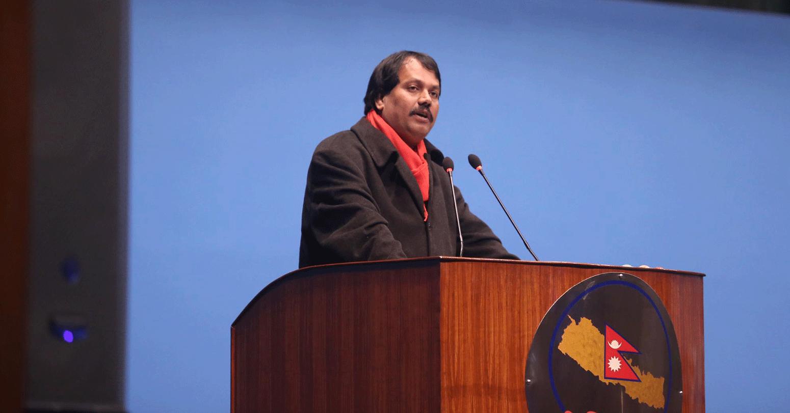 आत्मदाह प्रकरण : गरेर खान चाहनेहरू बाँच्नै नसक्ने सीमासम्म पुग्यो : सिके राउत